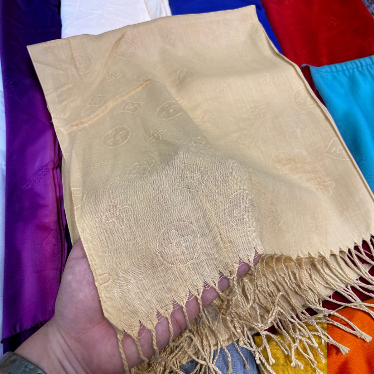 Embossed Pashmina #Sc13, 12-piece wholesale pack, Rayyan Hijab Store - photo 2